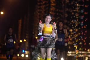 BIB: 3222
                            <button type="button" onclick="openModal(18284064)" class="btn btn-primary btn-sm float-right btn-popup" data-toggle="modal" data-target=".modal-high-quality">
                        <i class="fas fa-shopping-cart"></i> Add to Cart
                    </button>
                                            <button type="button" onclick="isThisMe(18284064, true)" class="btn btn-success btn-sm float-right btn-popup btn-isme hidden" data-toggle="tooltip" data-placement="bottom" title="นี่คือรูปของคุณใช่ไหม คลิกที่นี่เพื่อเอาเข้าอัลบั้ม">
                        <i class="fas fa-plus"></i> Add to album
                    </button>
                    <button type="button" onclick="isThisMe(18284064, false)" class="btn btn-warning btn-sm float-right btn-popup btn-isnotme hidden">
                        <i class="fas fa-ban"></i> Remove from album
                    </button>